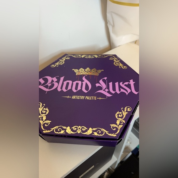 Jeffree Star Artistry Palette - Picture 3 of 3